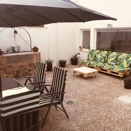 Апартаменты Acogedora Casa Con Patio En Эль-Тьембло Экстерьер фото
