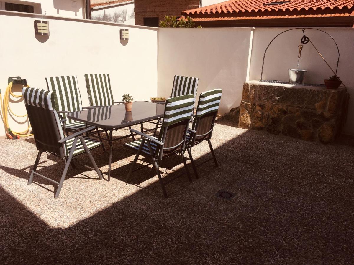 Апартаменты Acogedora Casa Con Patio En Эль-Тьембло Экстерьер фото
